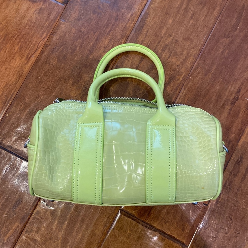 Urban Outfitters New lime green purse. NWT handle and strap